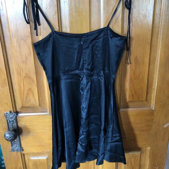 Forever 21 Ballet Dress - Picture 4 of 11